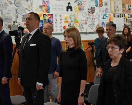 Kiállítás nyílt a gimnáziumban a Holokauszt áldozatok emléknapján