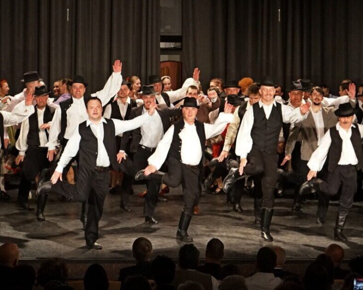 55 éves a Batsányi Táncegyüttes – Gálaesttel ünnepelték meg