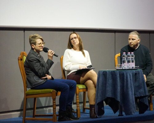 A Legbelső szív megérint, megértet, s mellé még szórakoztató is