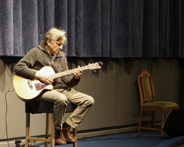 Mácsai Pál ajtót nyitott a szöveg mögötti tartalomra..