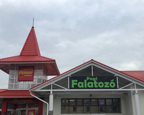 Papi Falatozó